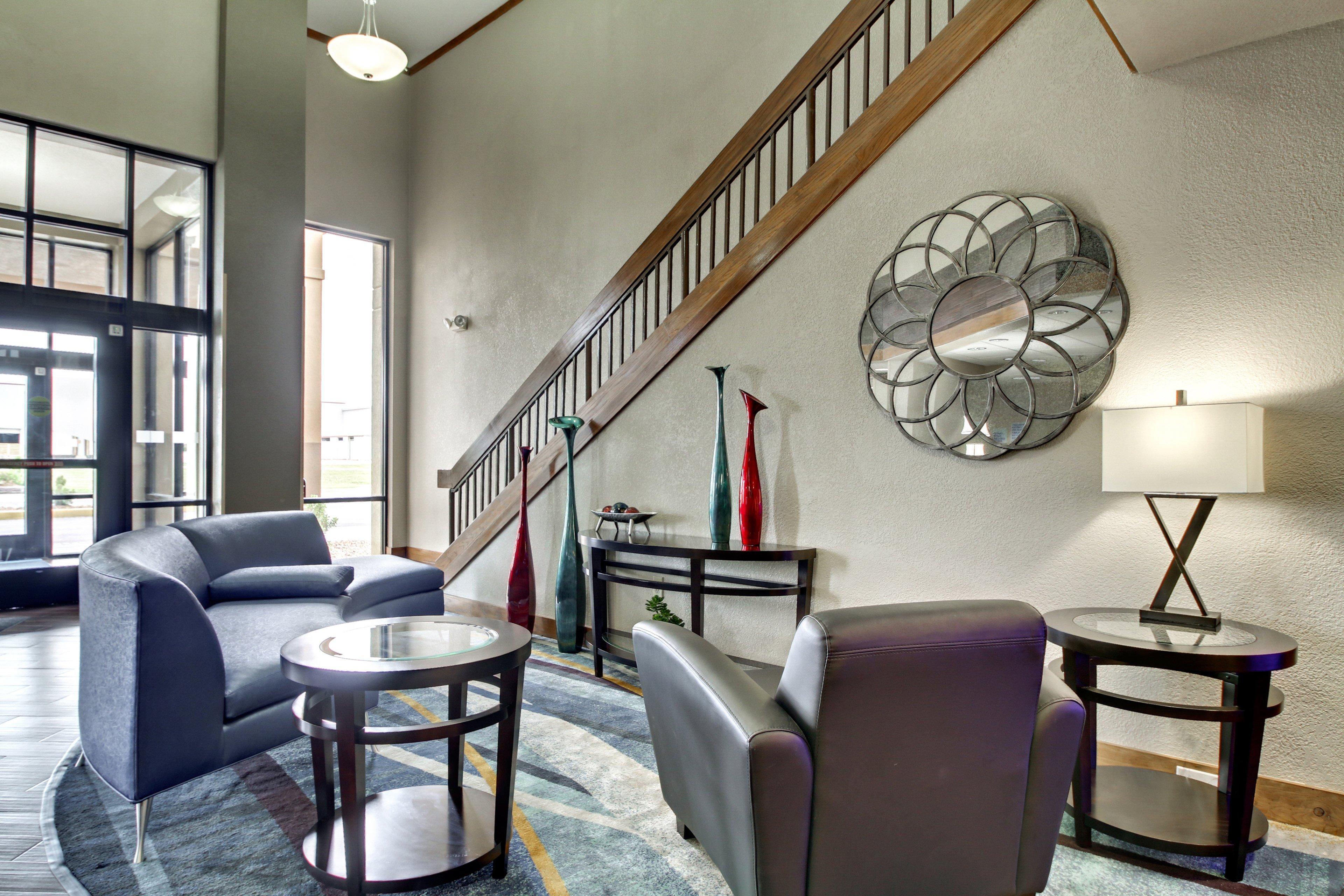 Holiday Inn Express Marshfield - Springfield Area By Ihg Екстериор снимка