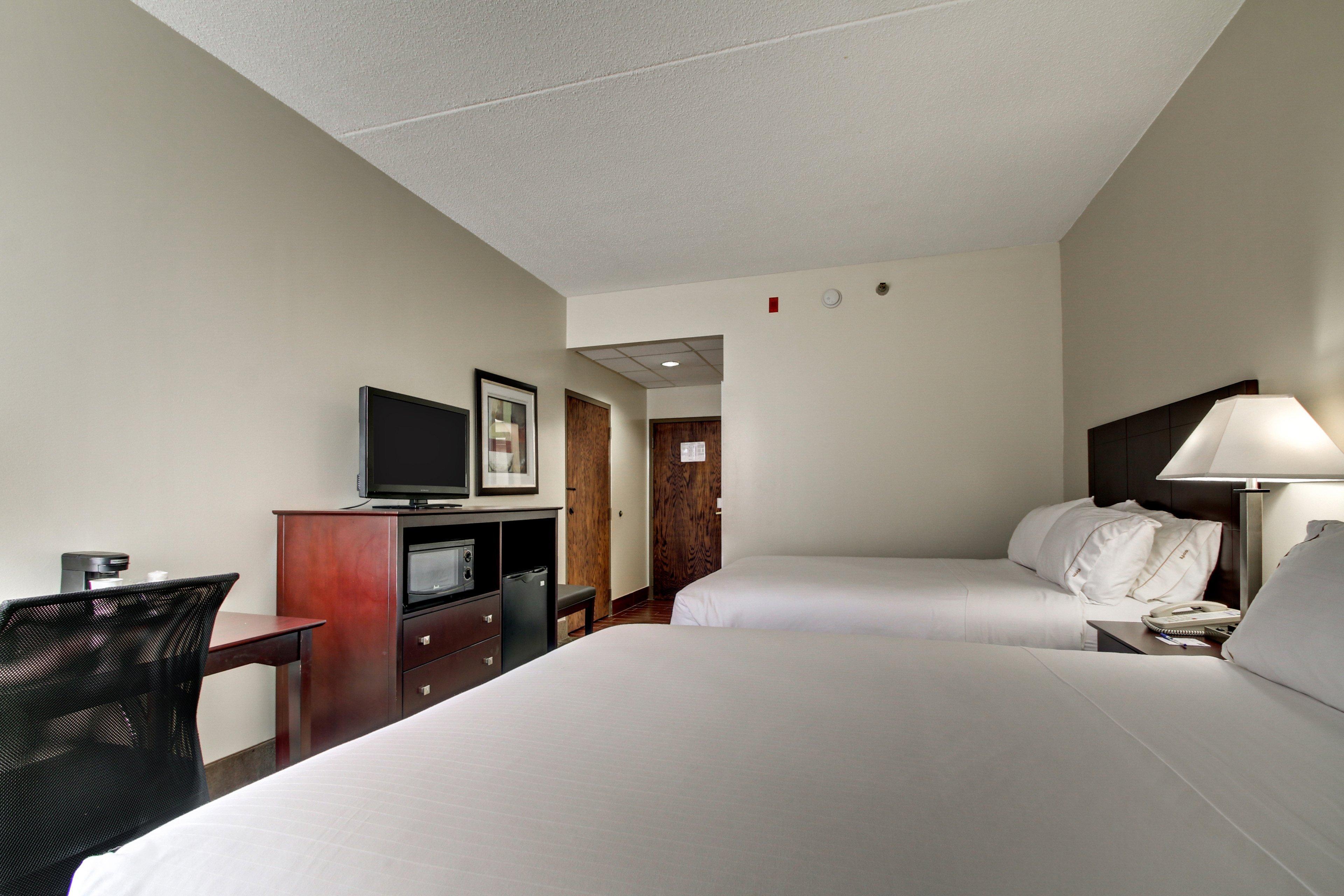 Holiday Inn Express Marshfield - Springfield Area By Ihg Екстериор снимка