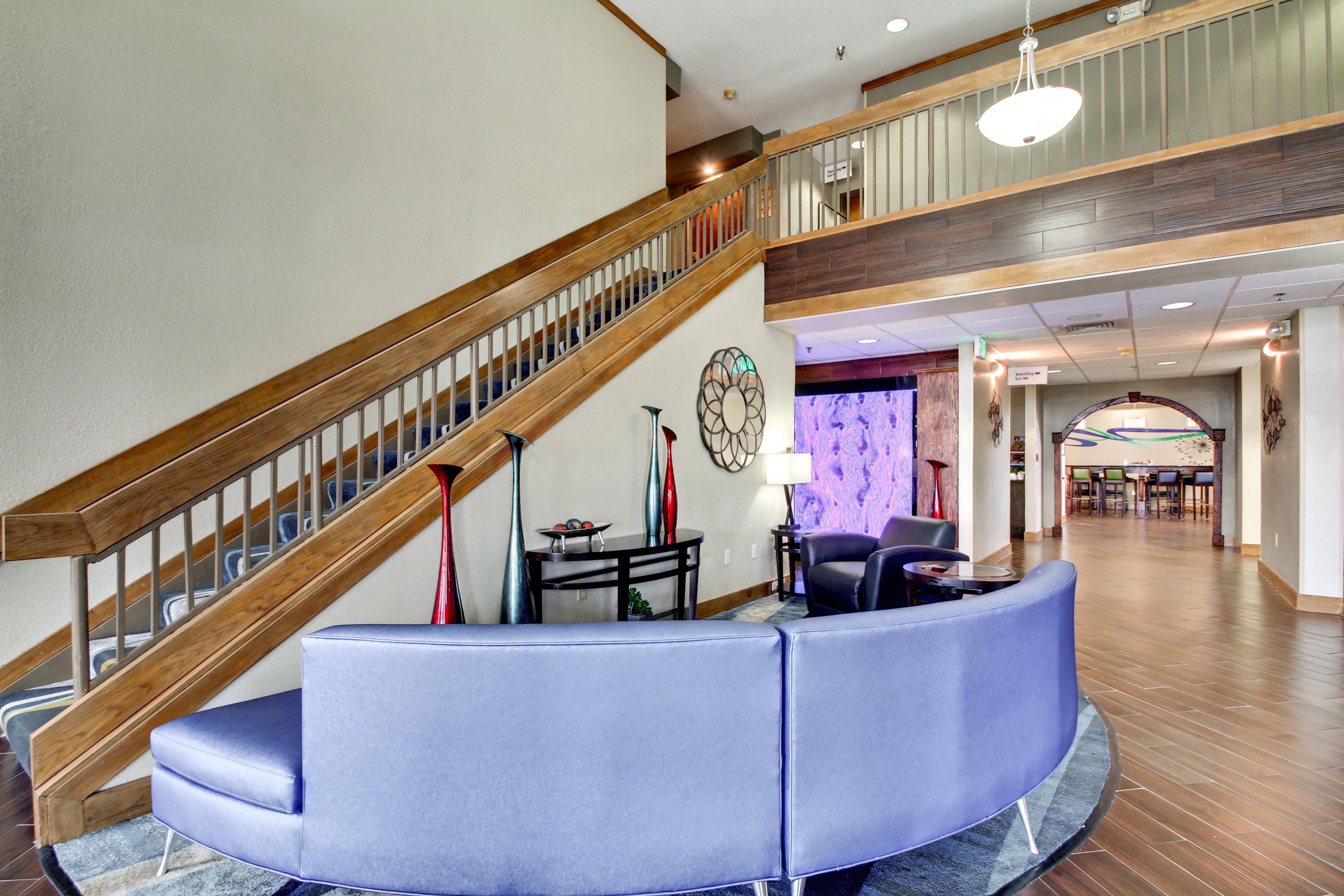 Holiday Inn Express Marshfield - Springfield Area By Ihg Екстериор снимка
