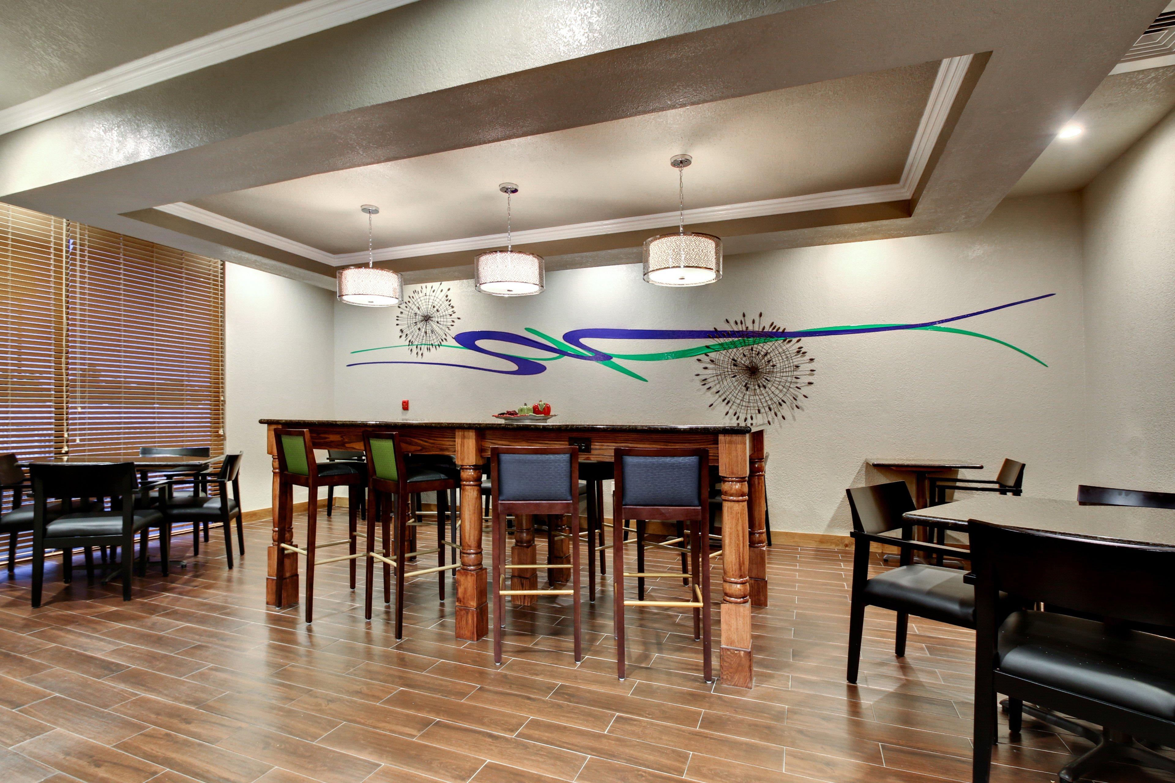 Holiday Inn Express Marshfield - Springfield Area By Ihg Екстериор снимка